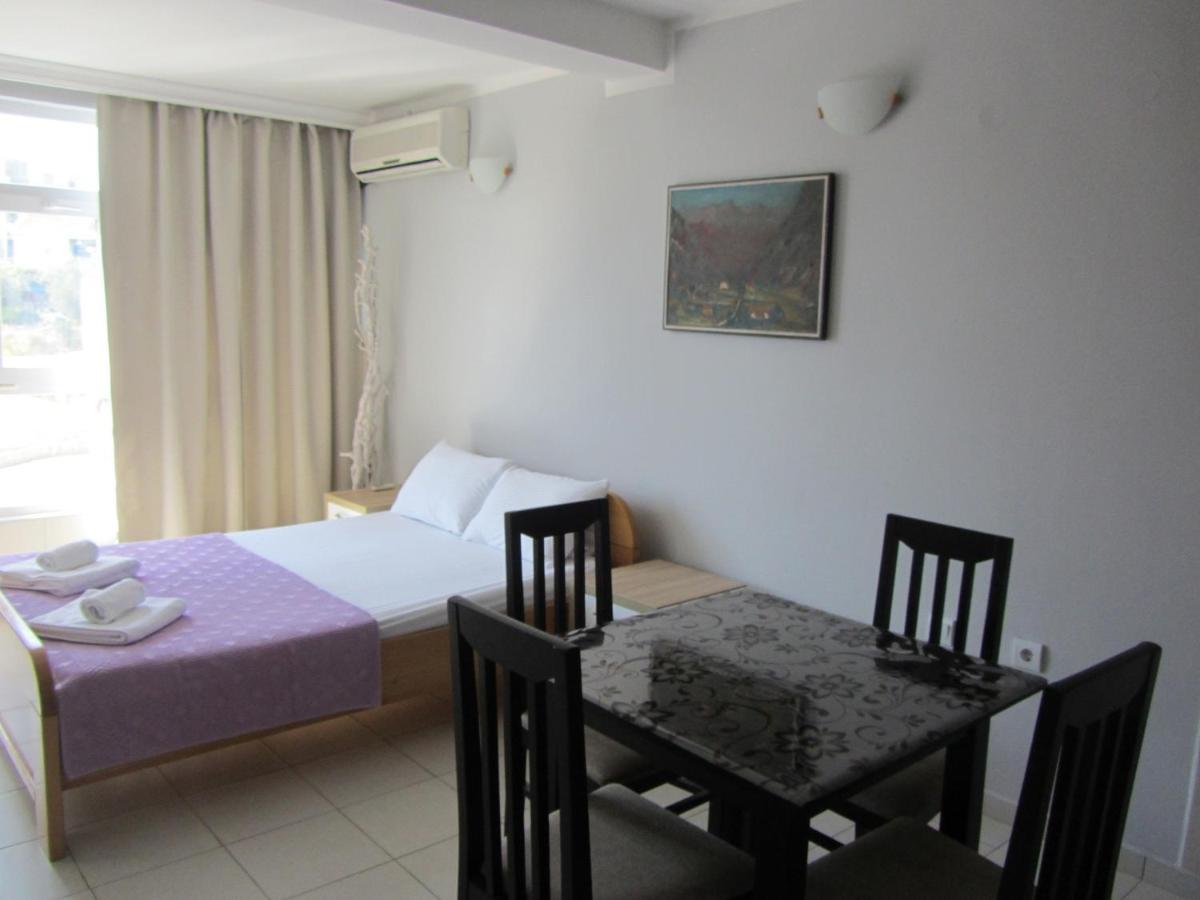 Cernogoriya Voyage Apartment Rafailovici Exterior photo