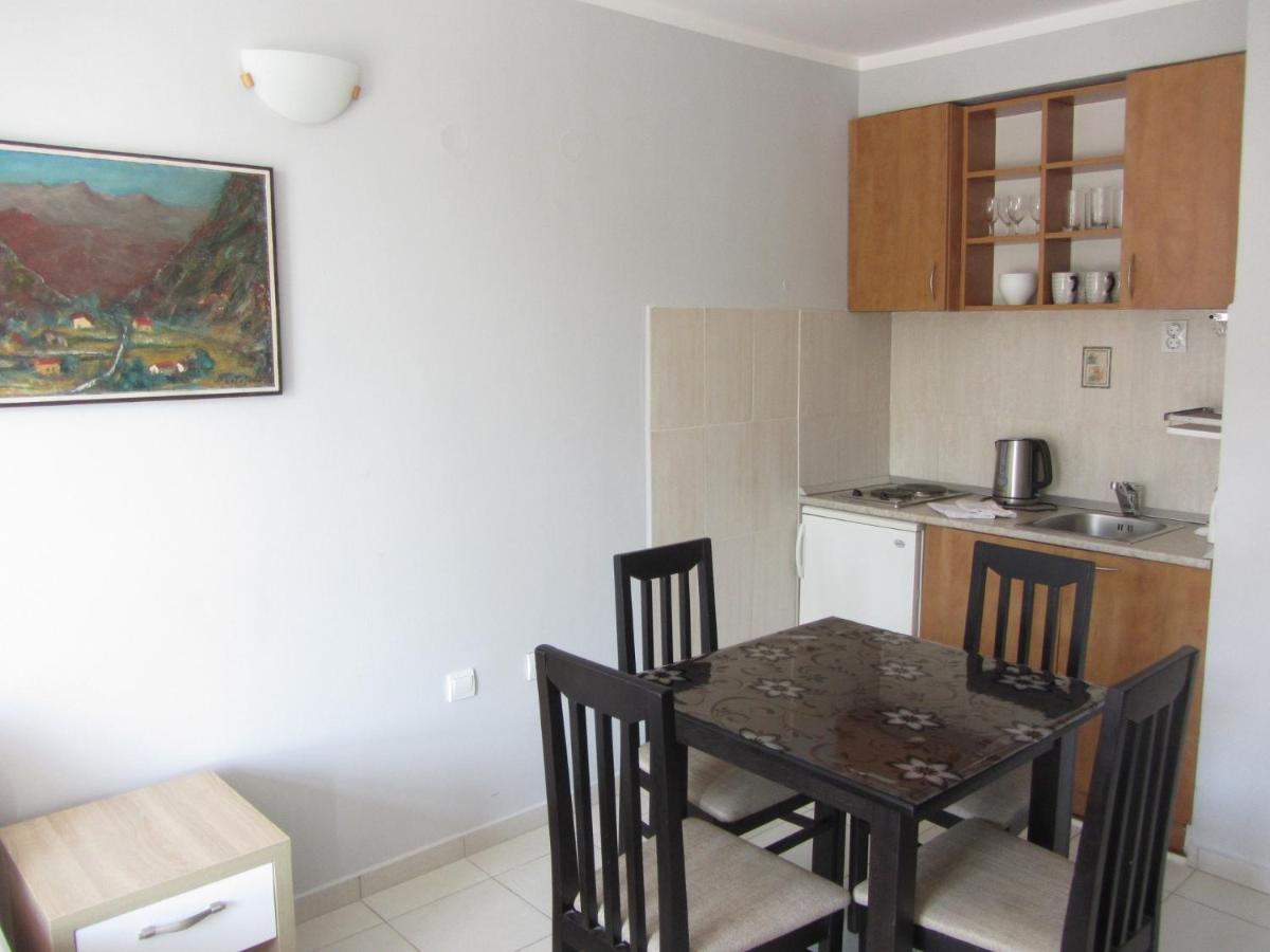 Cernogoriya Voyage Apartment Rafailovici Exterior photo