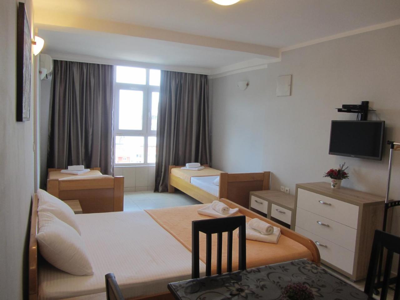 Cernogoriya Voyage Apartment Rafailovici Exterior photo